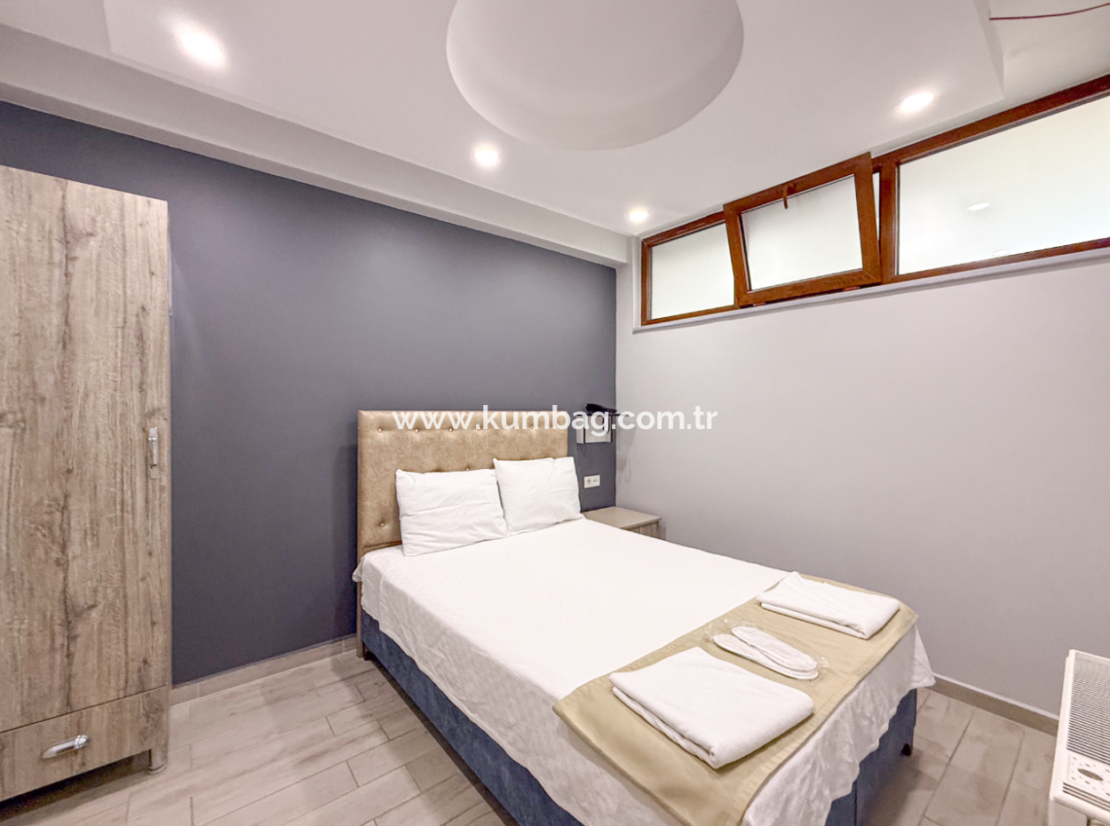 Kumbağ Sahil Kordonuna Yakın Cadde Üzerinde Satılık Apart Otel