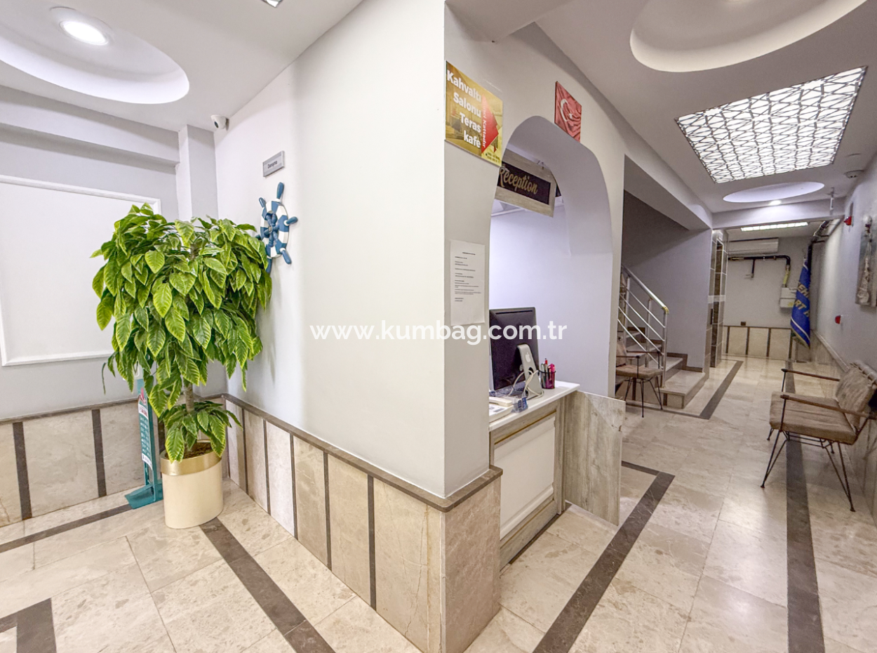 Kumbağ Sahil Kordonuna Yakın Cadde Üzerinde Satılık Apart Otel