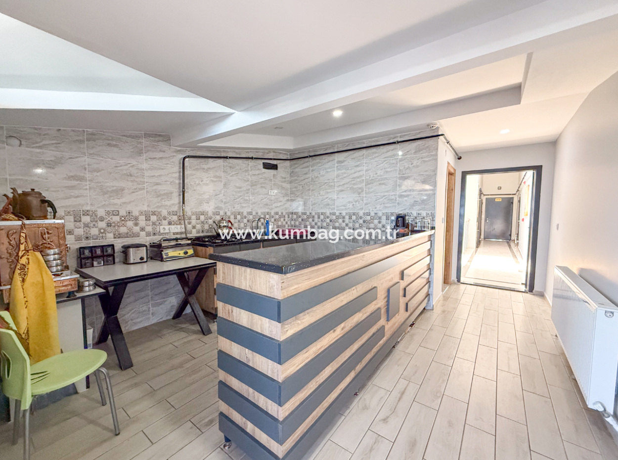 Kumbağ Sahil Kordonuna Yakın Cadde Üzerinde Satılık Apart Otel