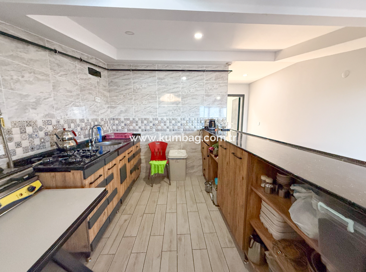 Kumbağ Sahil Kordonuna Yakın Cadde Üzerinde Satılık Apart Otel