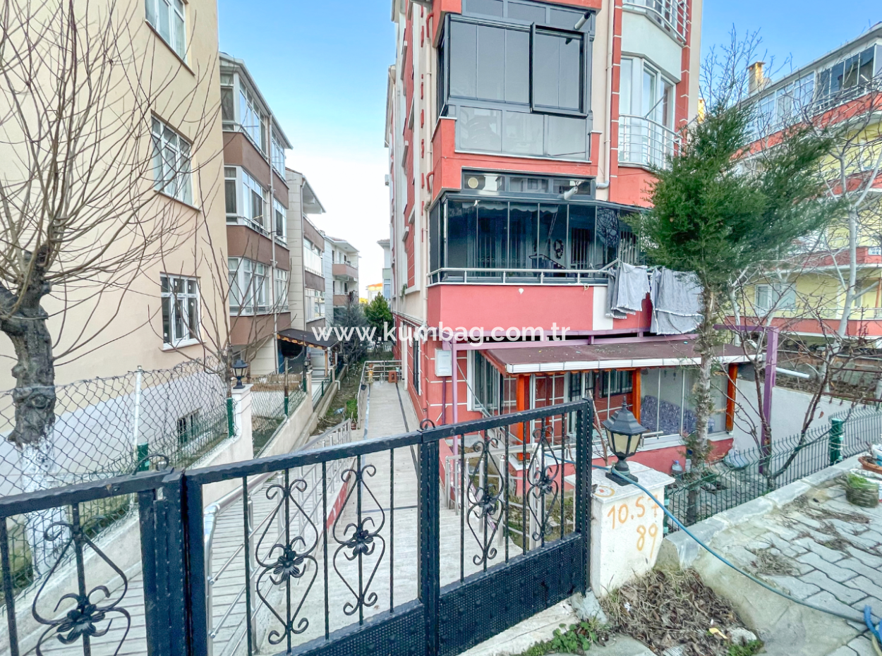 Kumbağ'da Merkezi Konumda Asansörlü Eşyalı 2+1 Kiralık Daire