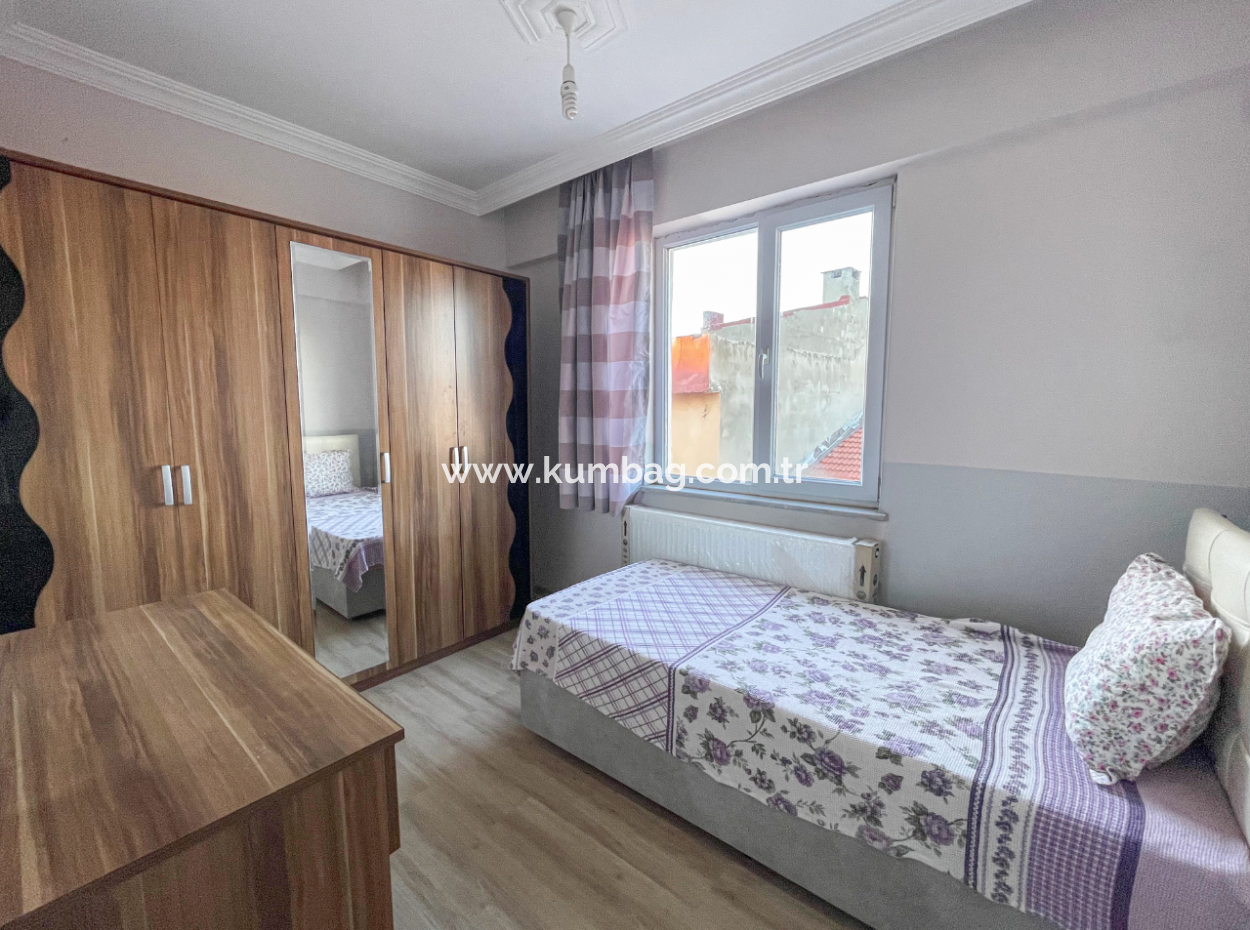 Kumbağ'da Merkezi Konumda Asansörlü Eşyalı 2+1 Kiralık Daire