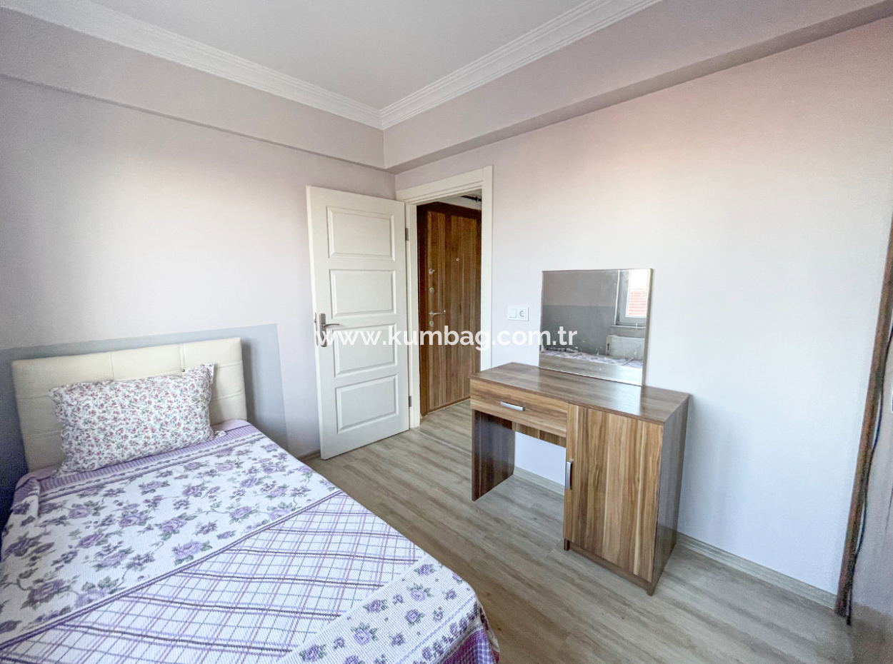 Kumbağ'da Merkezi Konumda Asansörlü Eşyalı 2+1 Kiralık Daire