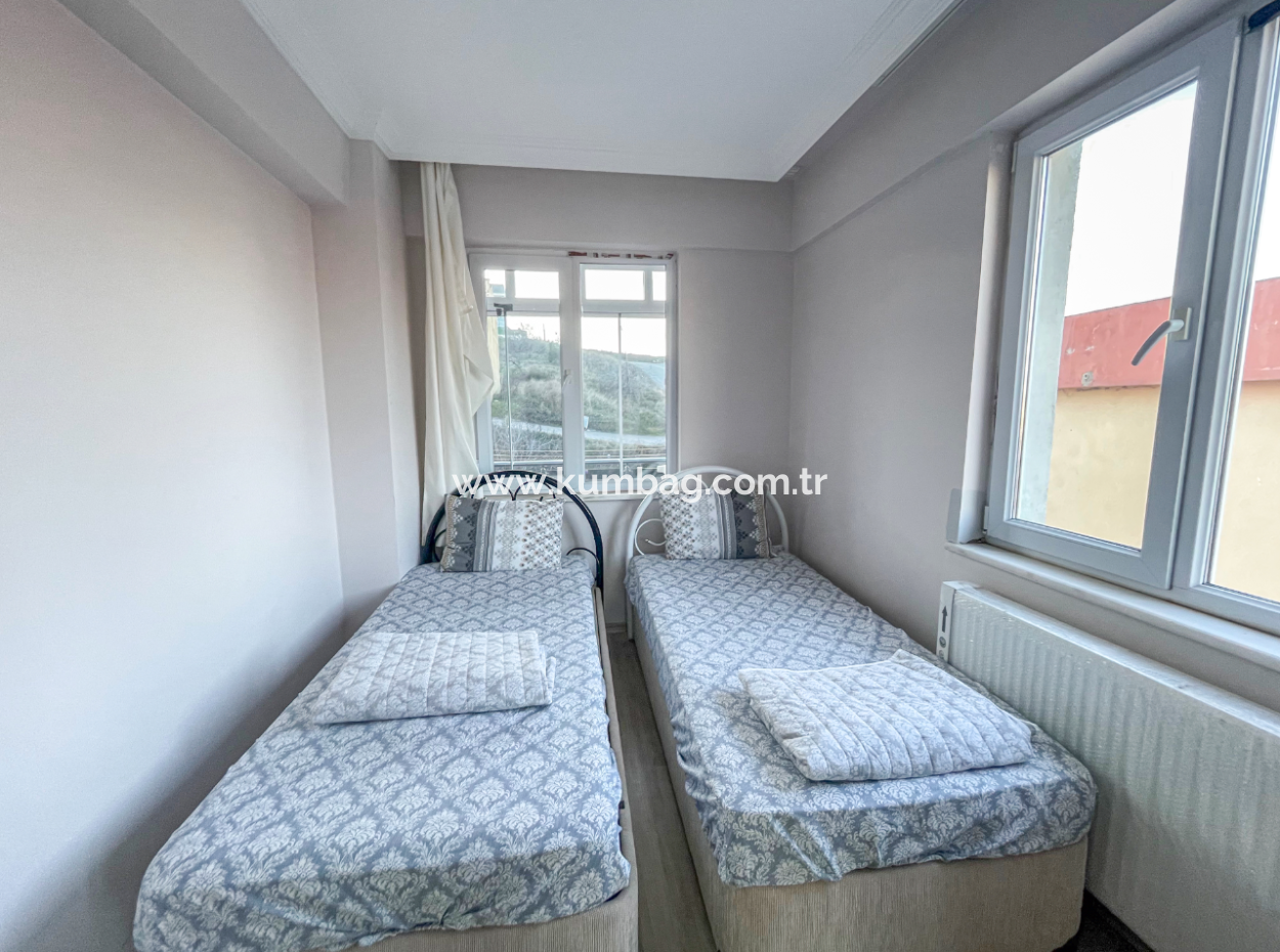 Kumbağ'da Merkezi Konumda Asansörlü Eşyalı 2+1 Kiralık Daire