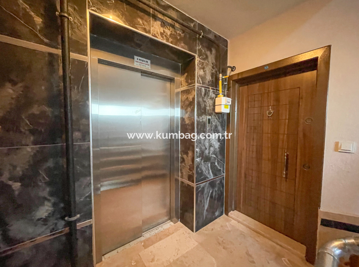 Kumbağ'da Merkezi Konumda Asansörlü Eşyalı 2+1 Kiralık Daire