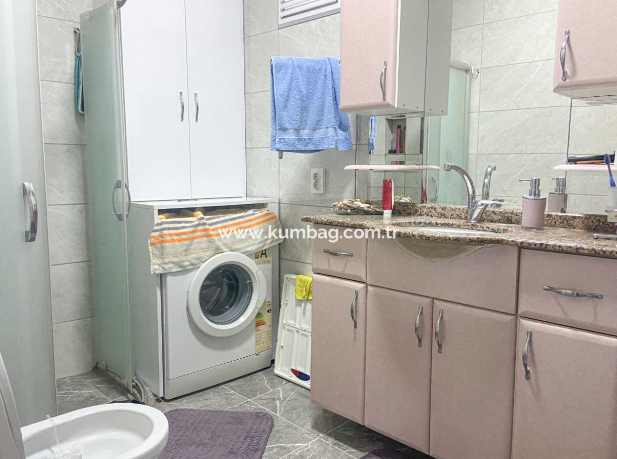 Kumbağ Denize Sıfır Lüks Krediye Uygun Satılık 3+1 Bahçeli Villa