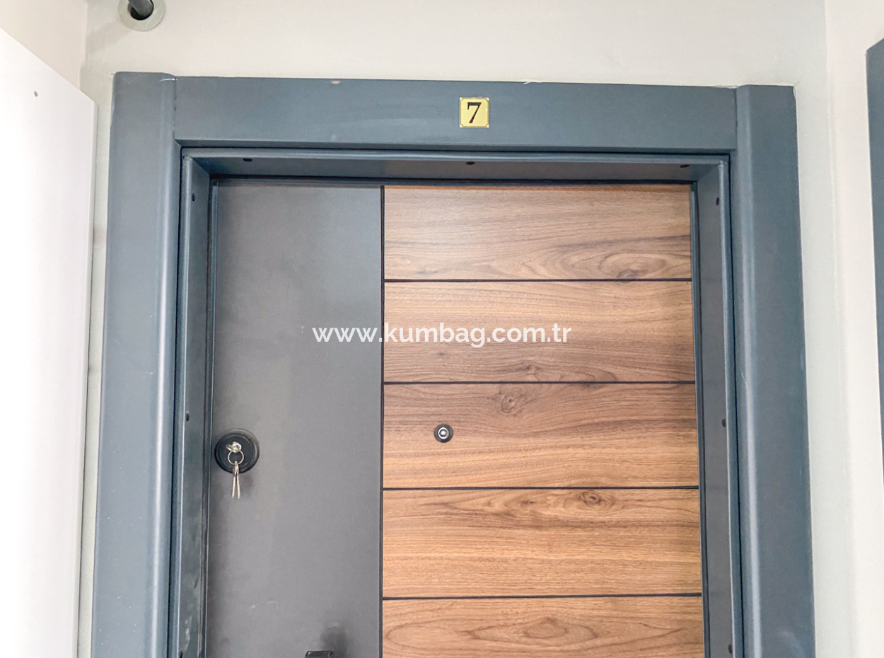 Kumbağ Havuzlu Sitede Denize Yakın Satılık Lüks 2+1 Daireler