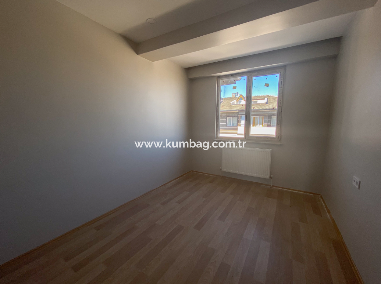 Kumbağ Havuzlu Sitede Denize Yakın Kiralık Lüks 2+1 Daireler