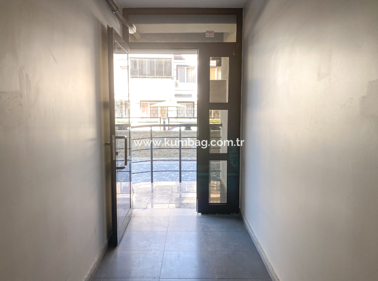 Kumbağ Havuzlu Sitede Denize Yakın Kiralık Lüks 2+1 Daireler