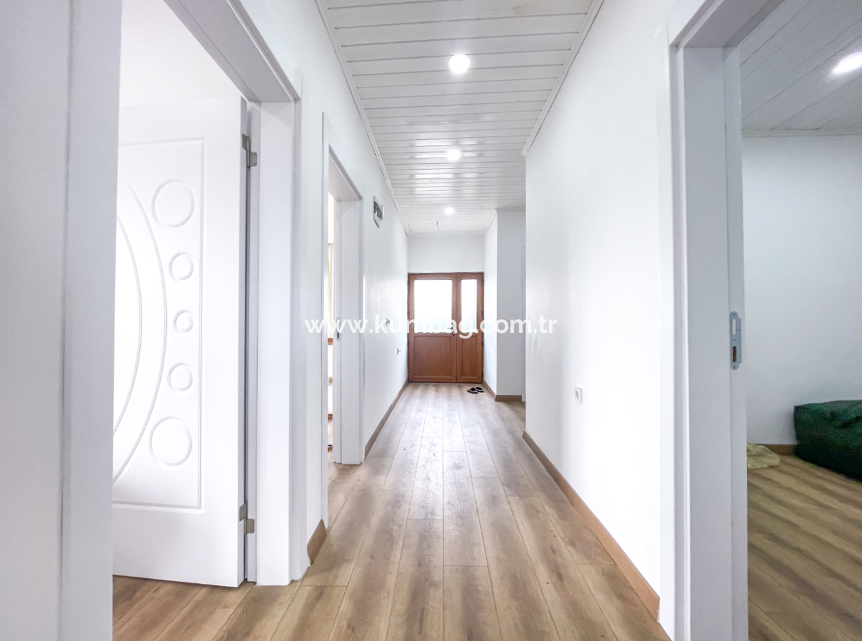 Tekirdağ Naipköy Mah. 4+1 Satılık Müstakil Köy Evi Ve Müştemilat