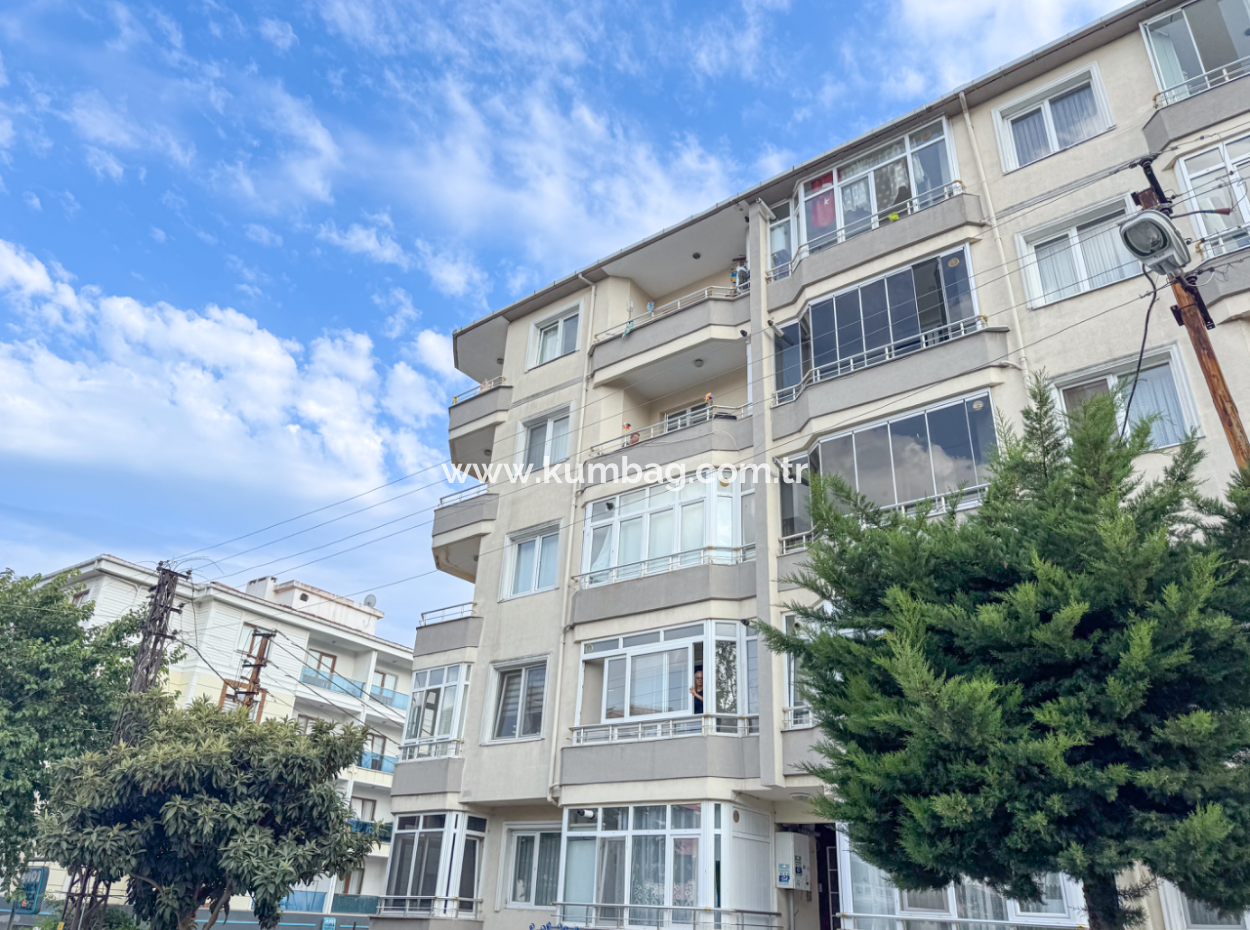 Altınova Mah. Site İçerisinde Deniz Manzaralı Satılık 2+1 Daire