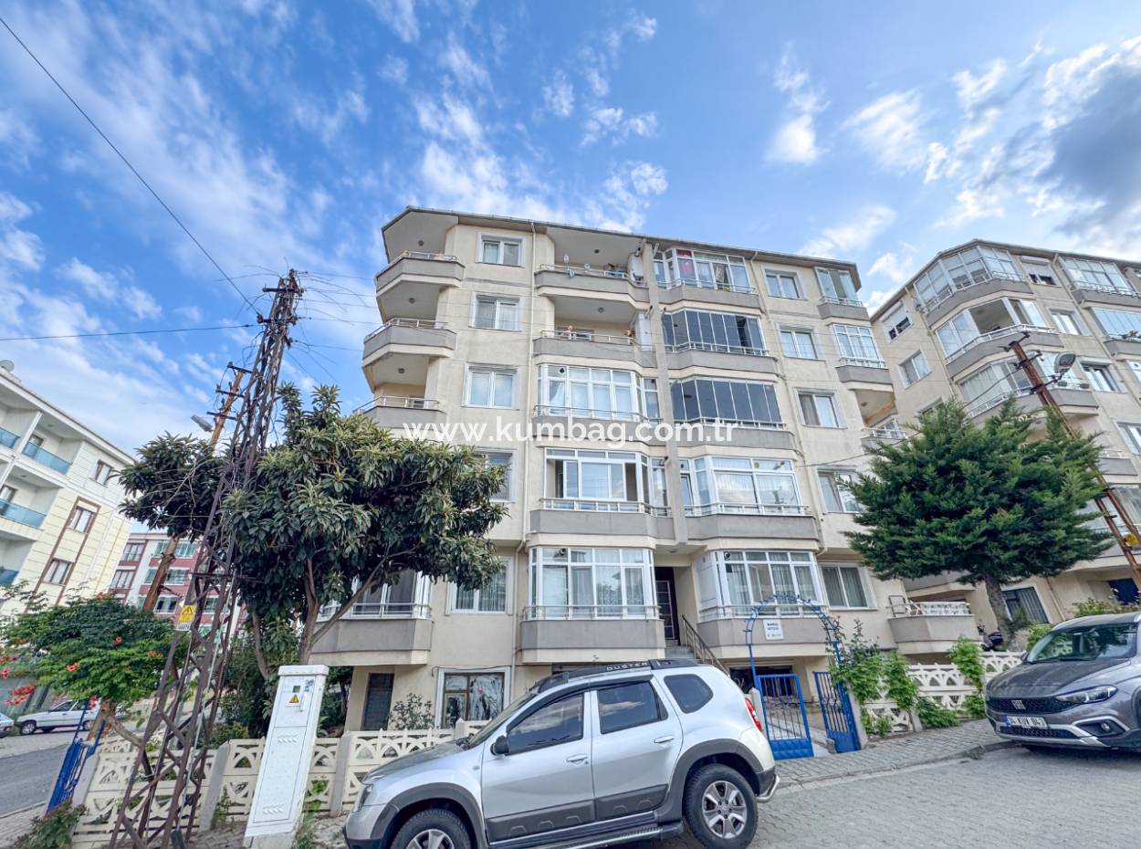 Altınova Mah. Site İçerisinde Deniz Manzaralı Satılık 2+1 Daire