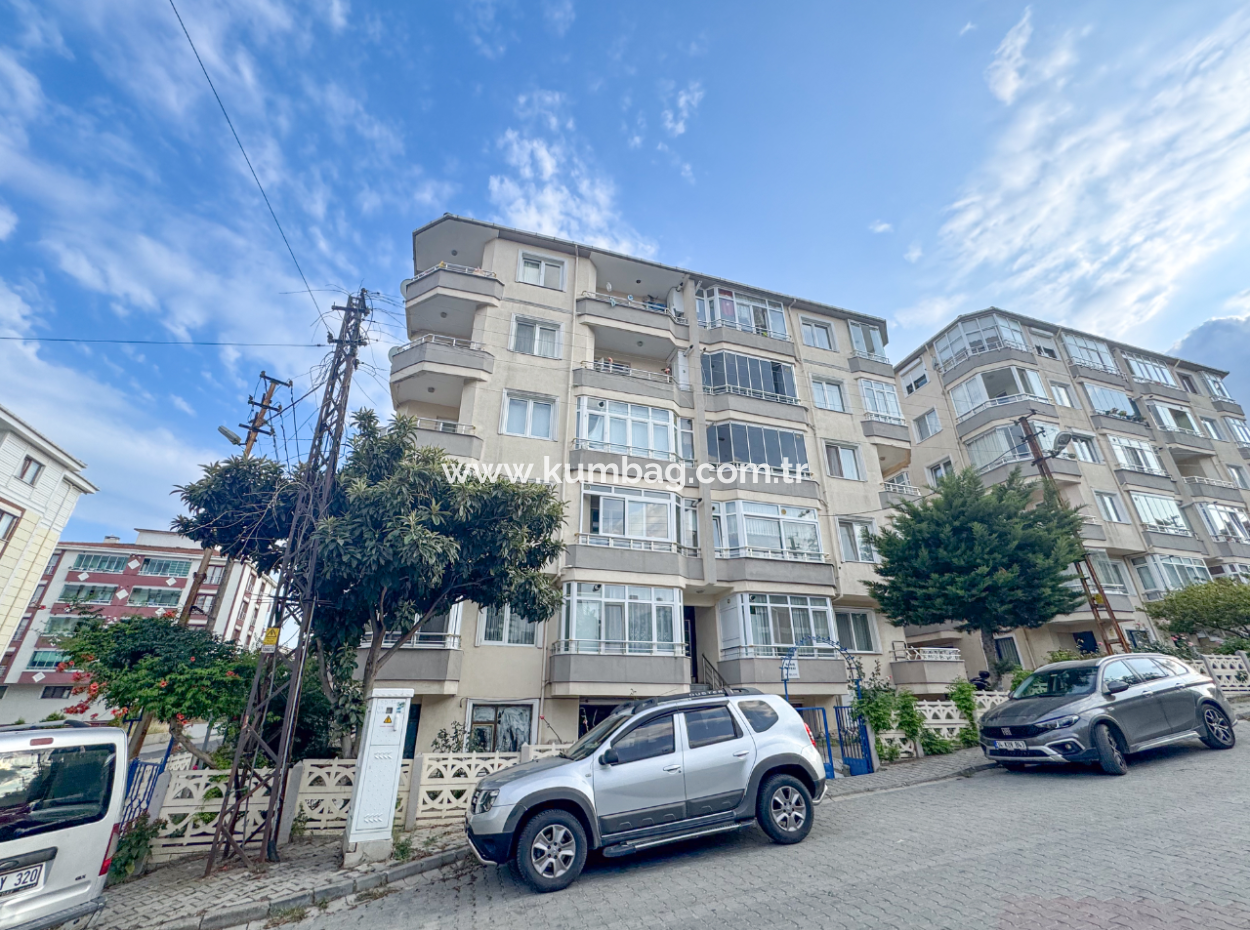 Altınova Mah. Site İçerisinde Deniz Manzaralı Satılık 2+1 Daire