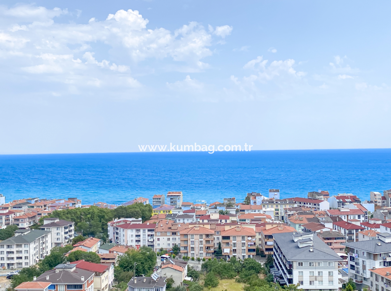 Kumbağ'da Deniz Ve Orman Manzaralı Havuzlu 2+1 Satılık Daire