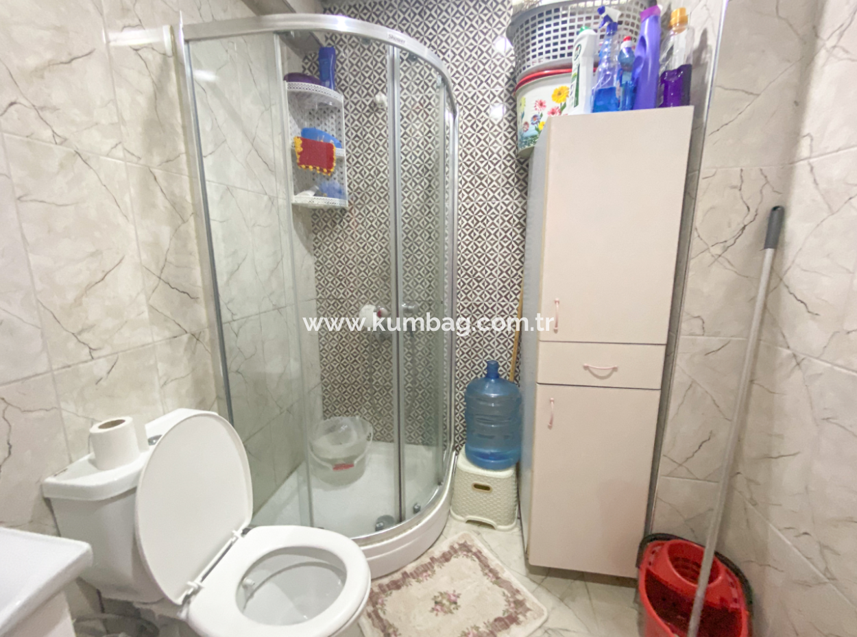 Kumbağ Pazar Sokağına Yakın Yeni Binada Satılık Geniş 2+1 Daire