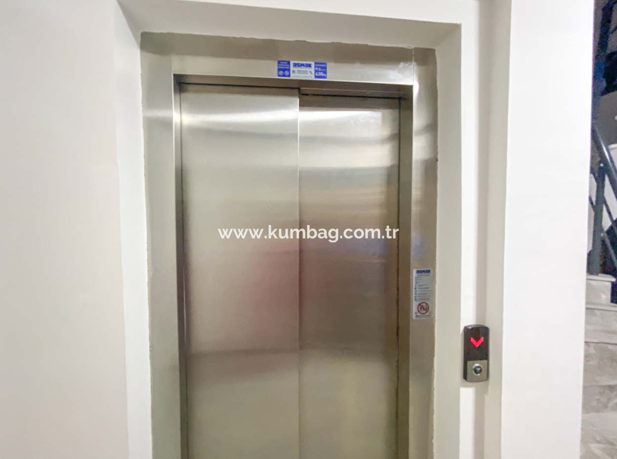 Kumbağ Pazar Sokağına Yakın Yeni Binada Satılık Geniş 2+1 Daire