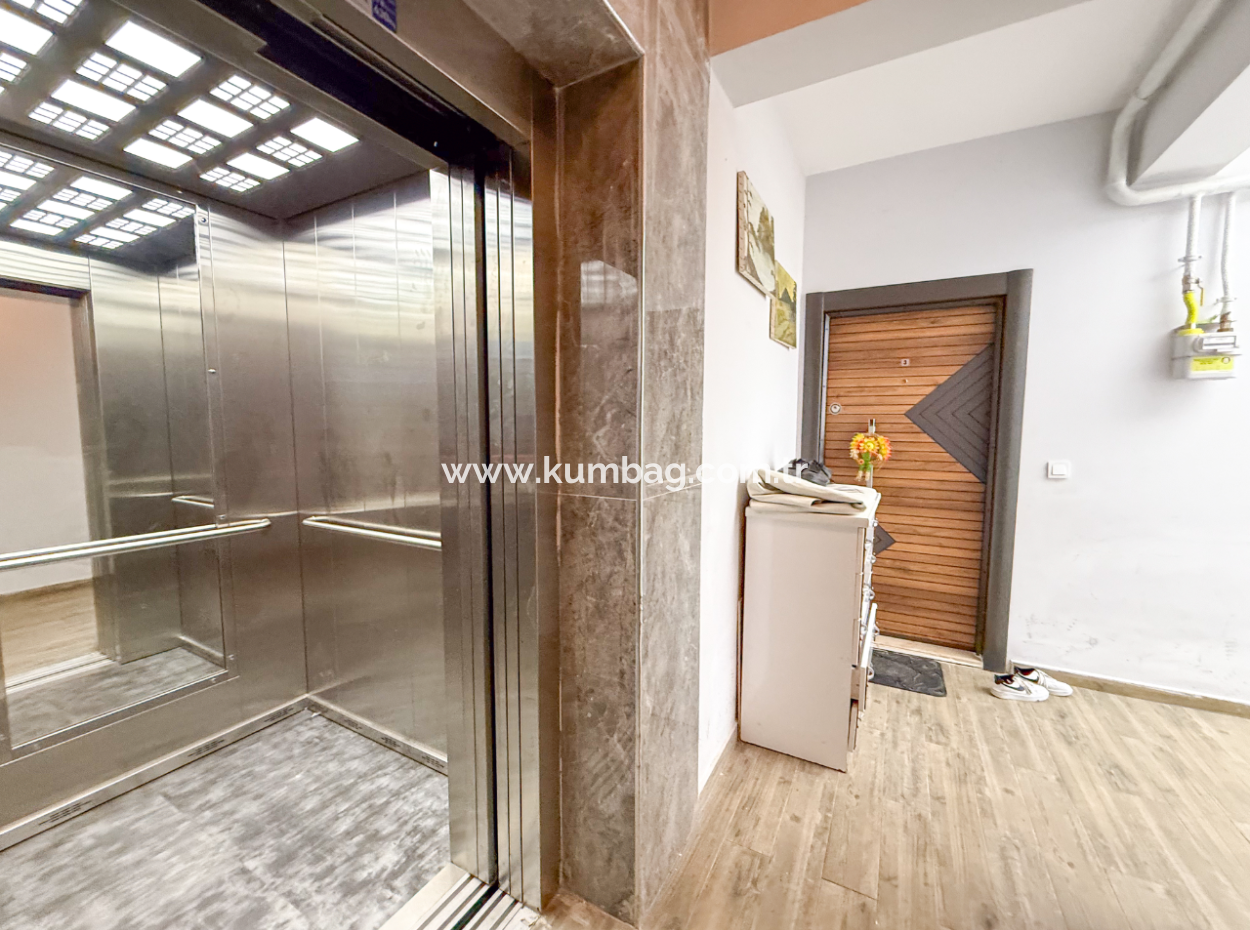 Kumbağ Pazar Sokağına Yakın Geniş Eşyalı 2+1 Kiralık Daire