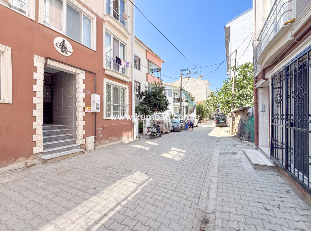Kumbağ Pazar Sokağına Yakın Geniş 2+1 Kiralık Daire