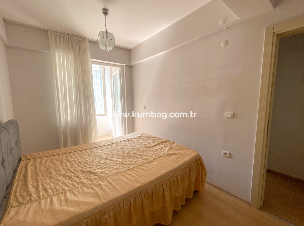 Kumbağ Pazar Sokağına Yakın Geniş 2+1 Kiralık Daire