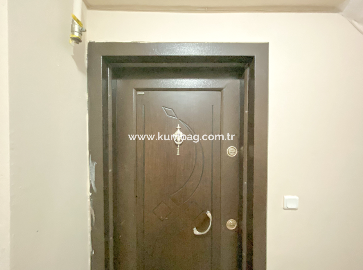 Kumbağ Pazar Sokağına Yakın Geniş 2+1 Kiralık Daire
