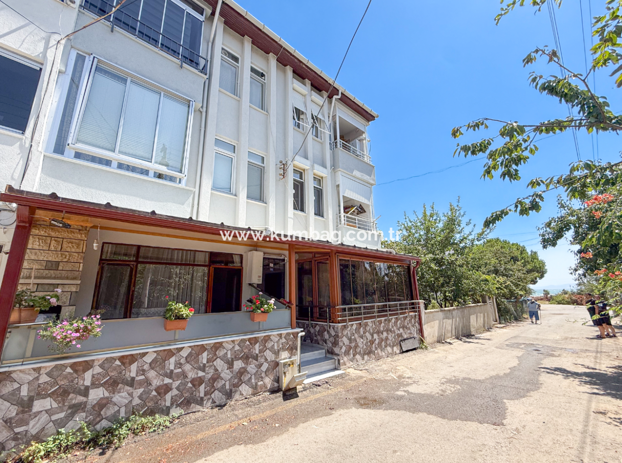 Kumbağ'da Gündal Plajına Çok Yakın Satılık 2+1 Daire