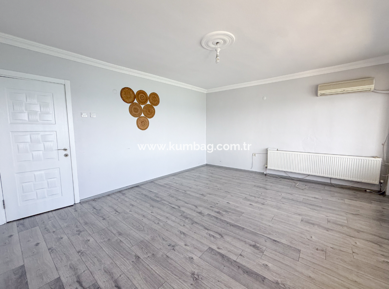 Kumbağ Sahil Kordonunda Panoramik Deniz Manzaralı 1+1 Kiralık