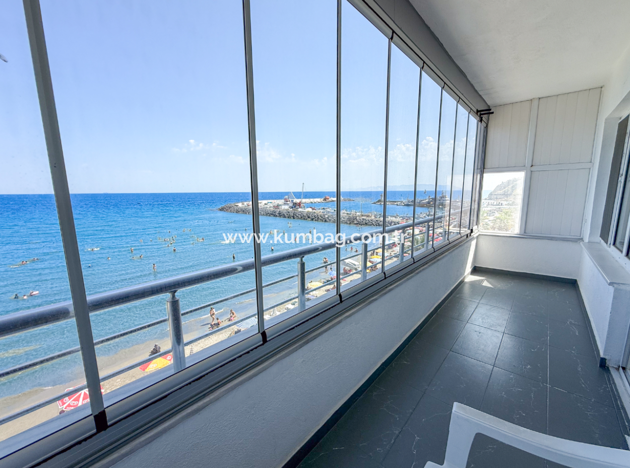 Kumbağ Sahil Kordonunda Panoramik Deniz Manzaralı 1+1 Kiralık