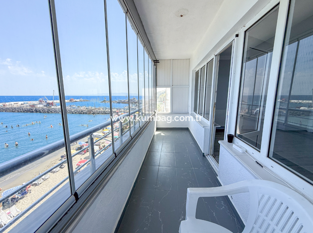 Kumbağ Sahil Kordonunda Panoramik Deniz Manzaralı 1+1 Kiralık