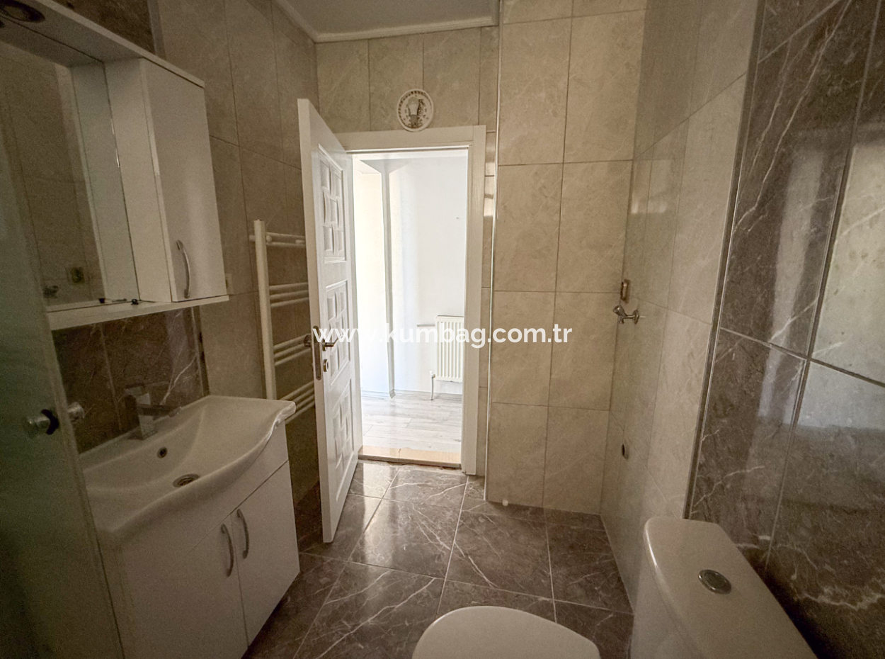 Kumbağ Sahil Kordonunda Panoramik Deniz Manzaralı 1+1 Kiralık