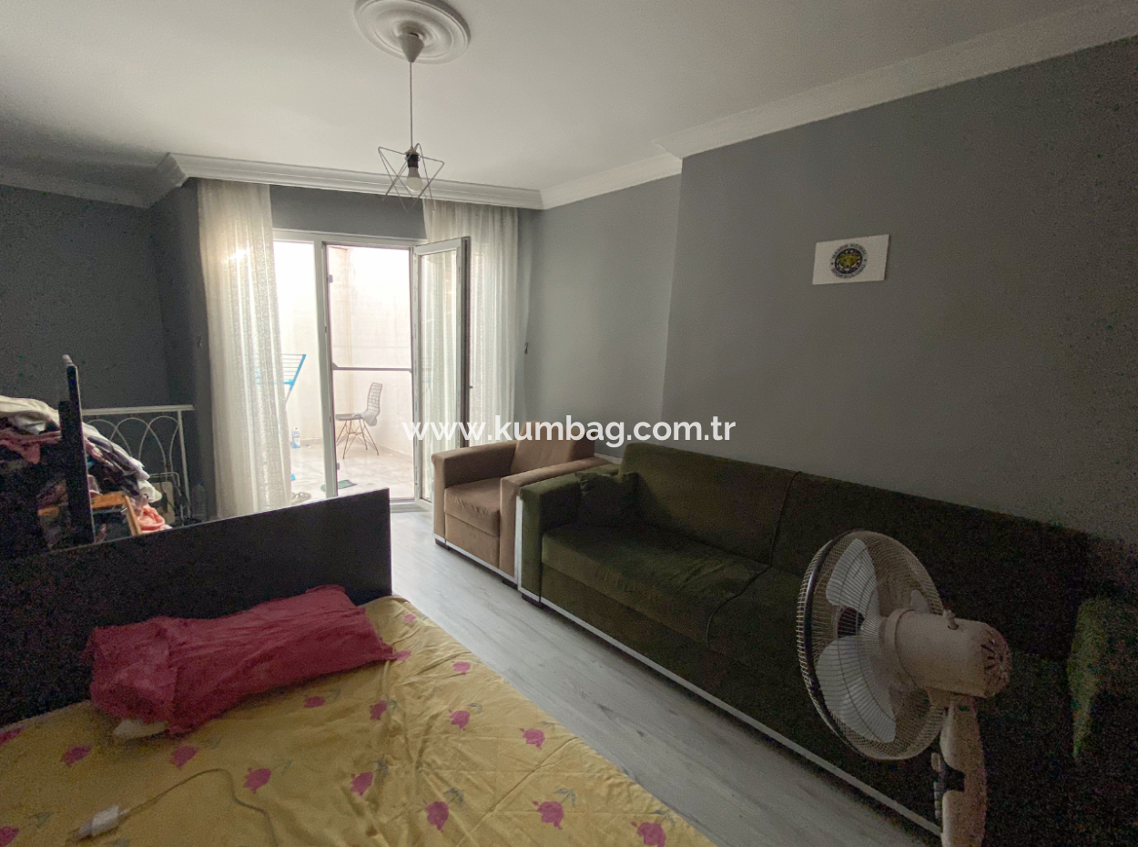 Kumbağ'da Merkezi Konumda Asansörlü Satılık 3+1 Dubleks Daire