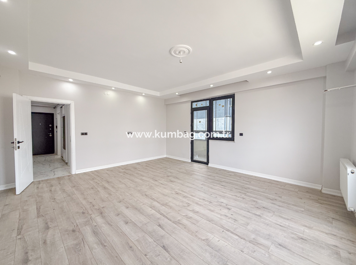 Atatürk Mahallesinde Yeni Binada Lüks Çok Geniş 2+1 Kiralık Daire 