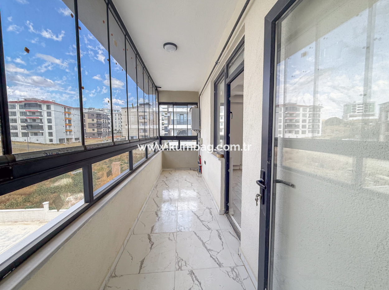 Atatürk Mahallesinde Yeni Binada Lüks Çok Geniş 2+1 Kiralık Daire 