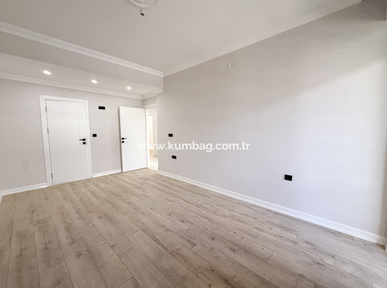 Atatürk Mahallesinde Yeni Binada Lüks Çok Geniş 2+1 Kiralık Daire 