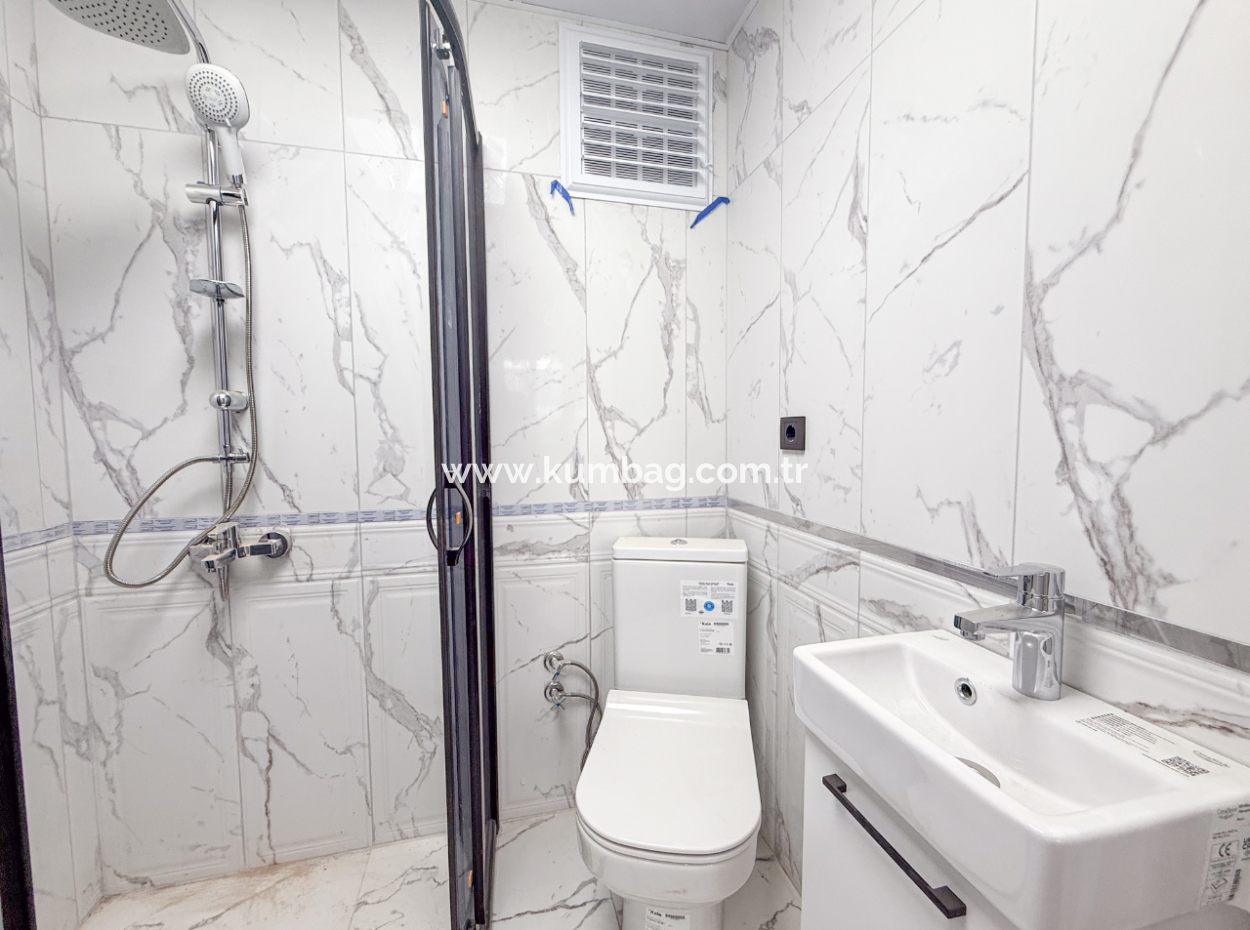 Atatürk Mahallesinde Yeni Binada Lüks Çok Geniş 2+1 Kiralık Daire 