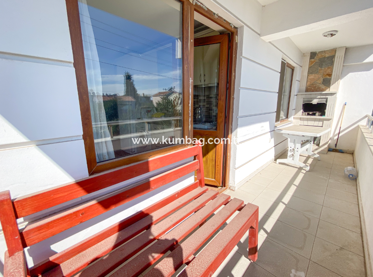 Kumbağ'da Caddenin Deniz Tarafında 2+1 Eşyalı Kiralık Daire