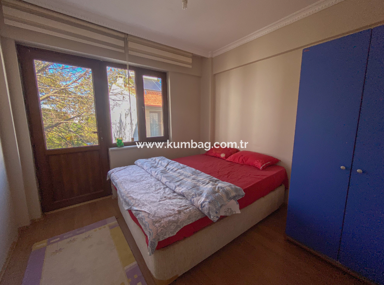 Kumbağ'da Caddenin Deniz Tarafında 2+1 Eşyalı Kiralık Daire