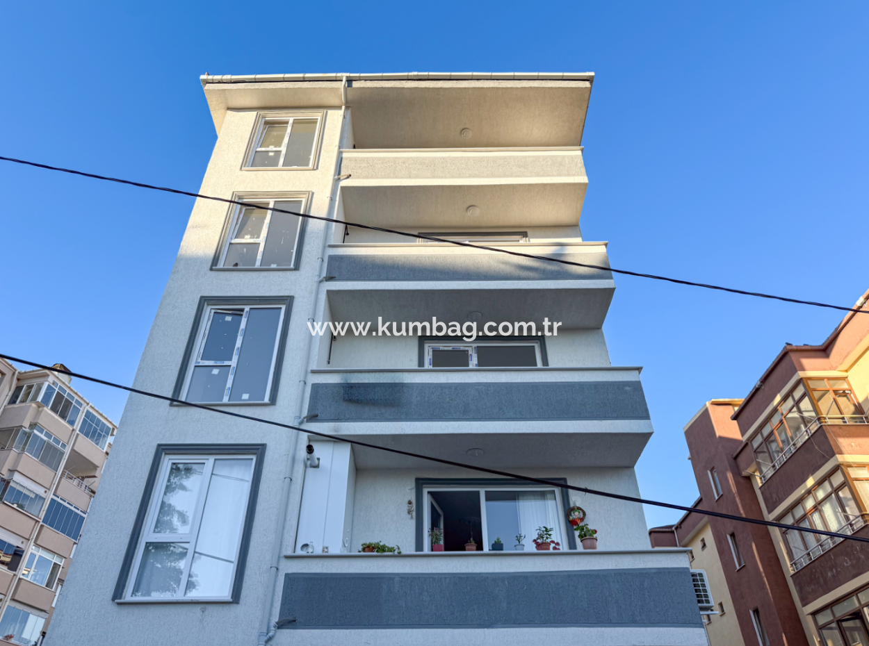 Topağaç'ta Deniz Manzaralı Yeni Ve Full Eşyalı Satılık 2+1 Daire