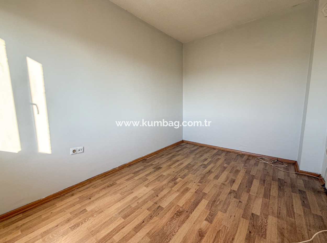 Karadeniz Mahallesinde Toki Konutlarında İskanlı Satılık 2+1 Daire 