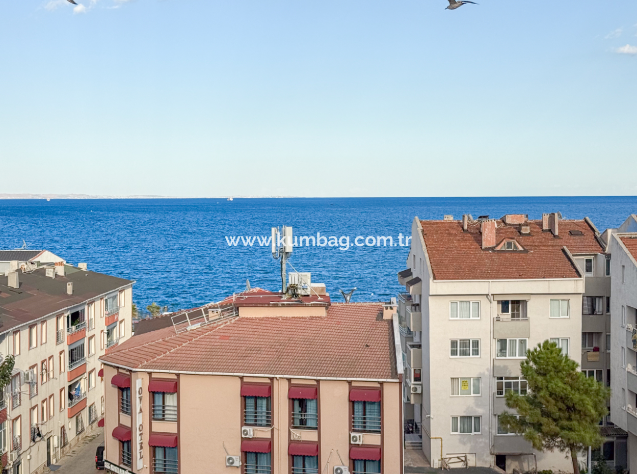 Altınova'da Çift Teraslı Dubleks Deniz Manzaralı Kiralık 3+1