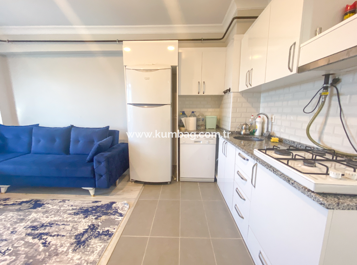 Aquaparklı Havuzlu Denize Yakın Sitede Satılık 2+1 Daire