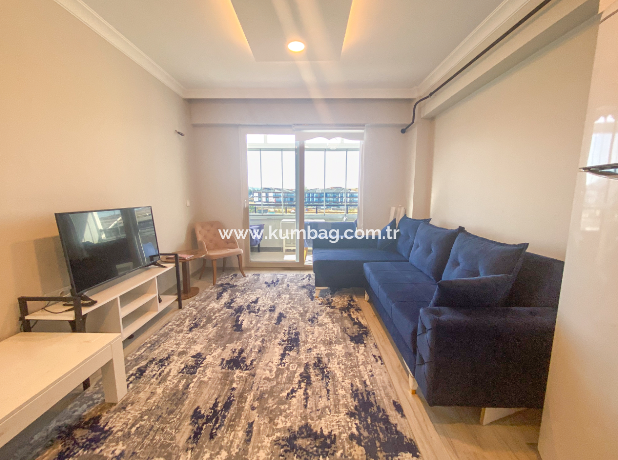 Aquaparklı Havuzlu Denize Yakın Sitede Satılık 2+1 Daire