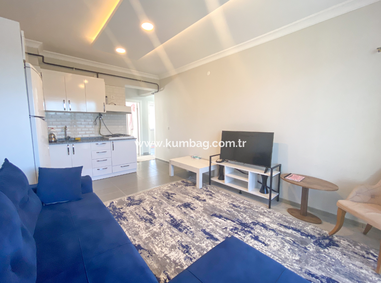 Aquaparklı Havuzlu Denize Yakın Sitede Satılık 2+1 Daire