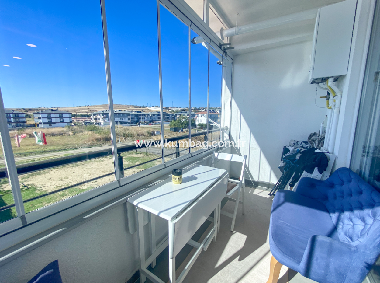 Aquaparklı Havuzlu Denize Yakın Sitede Satılık 2+1 Daire