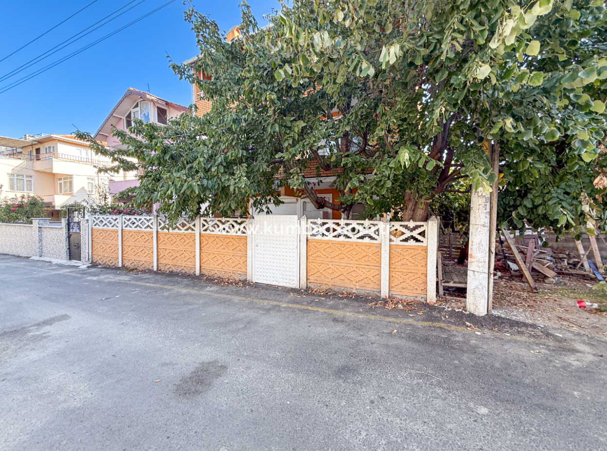 Kumbağ Caddenin Deniz Tarafında 5+1 Tripleks Saunalı Villa