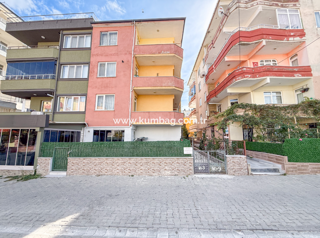 Kumbağ'da Merkezi Konumda İskanlı Full Eşyalı Satılık 1+1 Daire