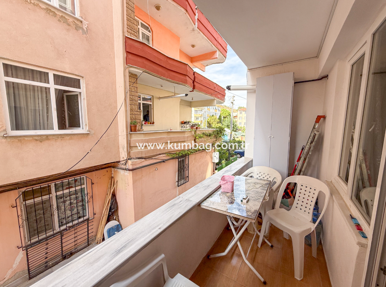 Kumbağ'da Merkezi Konumda İskanlı Full Eşyalı Satılık 1+1 Daire