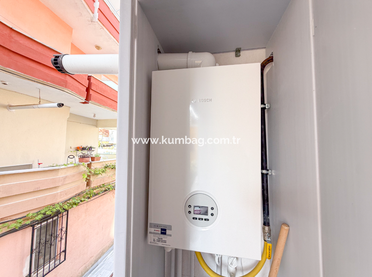 Kumbağ'da Merkezi Konumda İskanlı Full Eşyalı Satılık 1+1 Daire