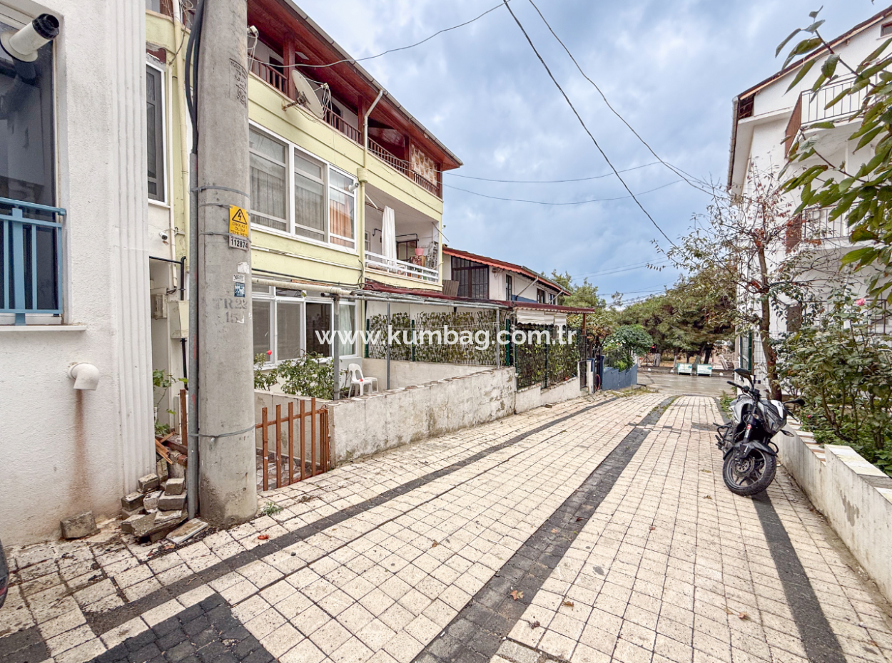Kumbağ Merkezi Konumda Bahçeli Full Eşyalı 1+1 Satılık Daire