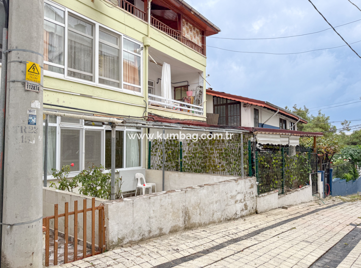 Kumbağ Merkezi Konumda Bahçeli Full Eşyalı 1+1 Satılık Daire