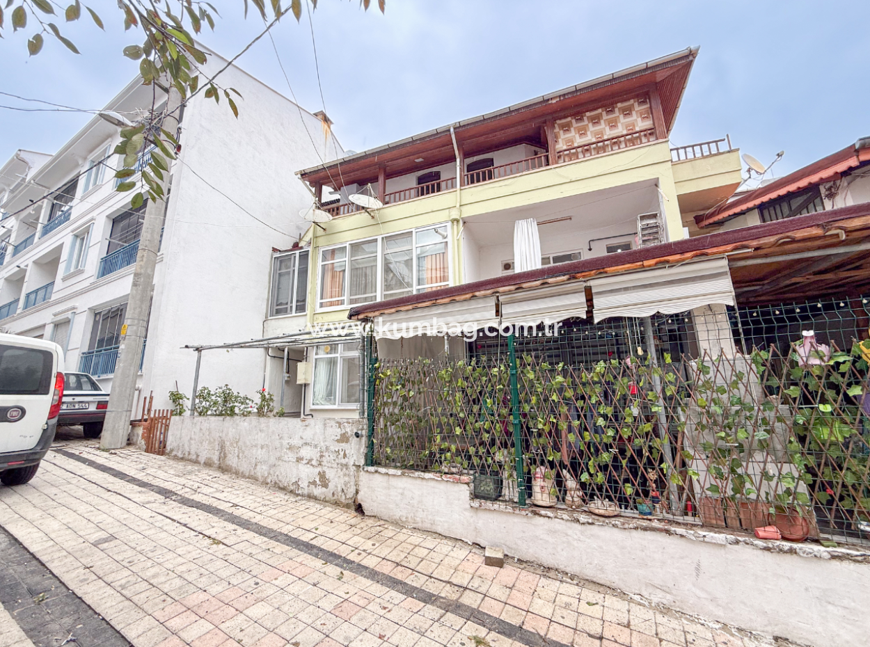 Kumbağ Merkezi Konumda Bahçeli Full Eşyalı 1+1 Satılık Daire